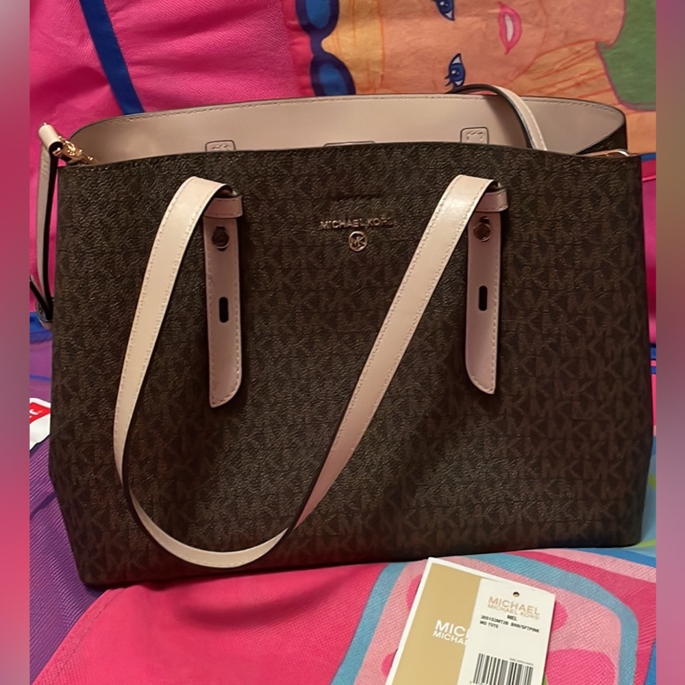 Michael Kors purse